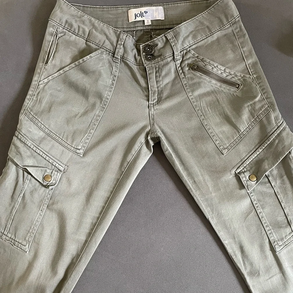 Jolt Green Cargo Pants - Picture 2 of 10